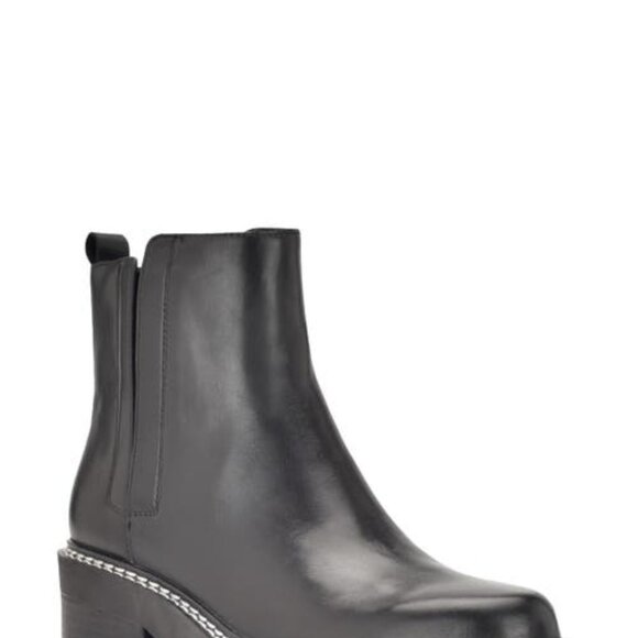 Calvin Klein Shoes - Women's Amina Lug Sole Chelsea Booties ( Size 11M)